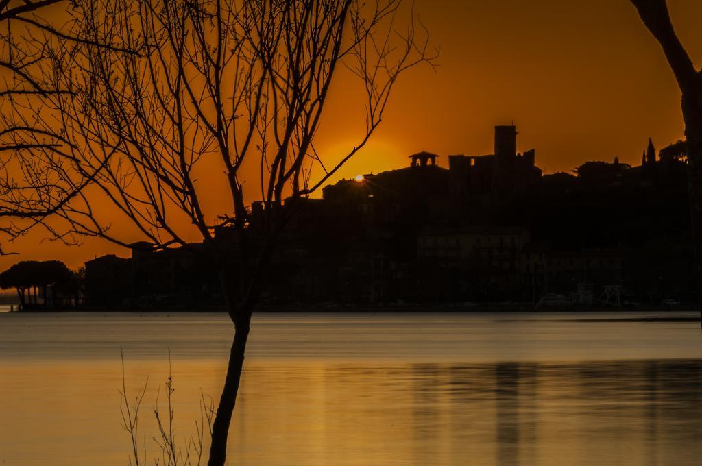 Hotel Kursaal Passignano sul Trasimeno Kültér fotó