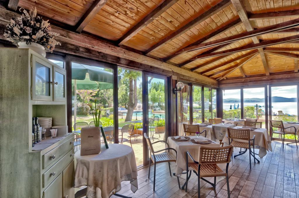 Hotel Kursaal Passignano sul Trasimeno Kültér fotó
