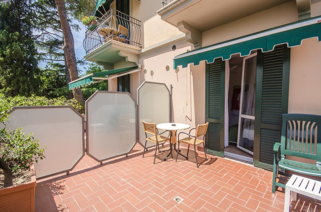 Hotel Kursaal Passignano sul Trasimeno Kültér fotó